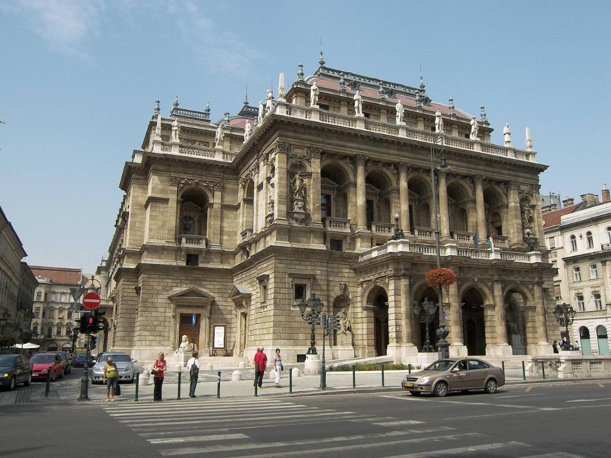 Little Americas Opera Apts Budapest Exterior foto