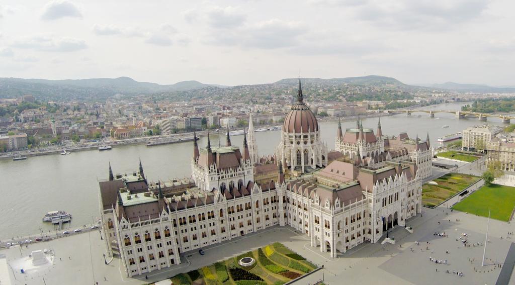 Little Americas Opera Apts Budapest Exterior foto